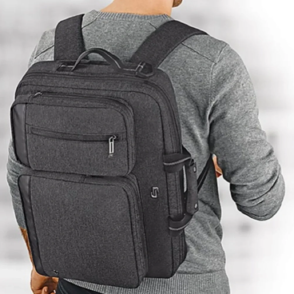 Solo NEW YORK Urban briefcase turns into backpack for easy carrying